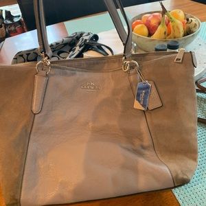 Coach tote